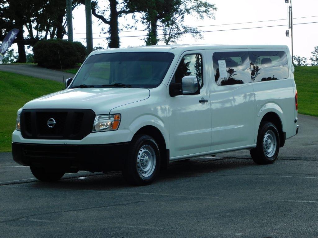 nissan nv passenger 2015 5BZAF0AA3FN852266 image nissan nv passenger 2015 5BZAF0AA3FN852266 image